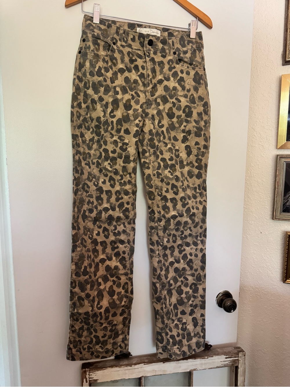 Est. 1946 Denim High Rise Leopard Print Jeans Size 4